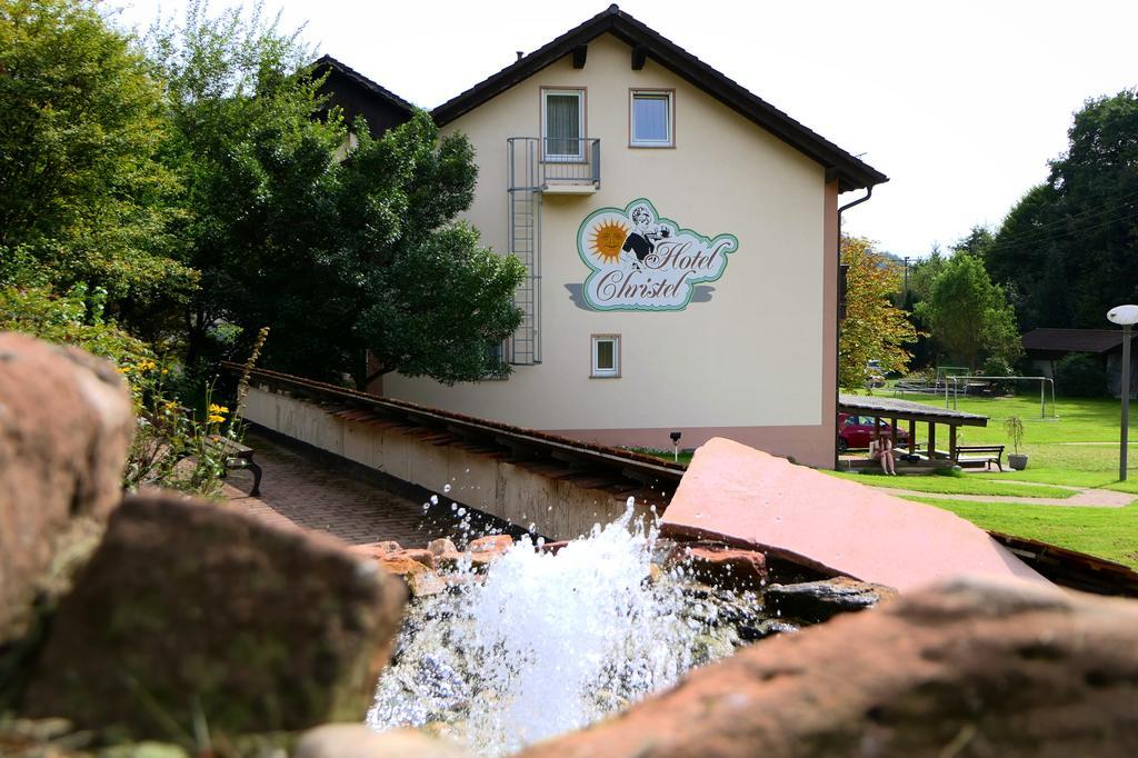 Hotel Christel Heimbuchenthal Exterior foto